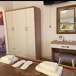 Kalimera Apartamento *
